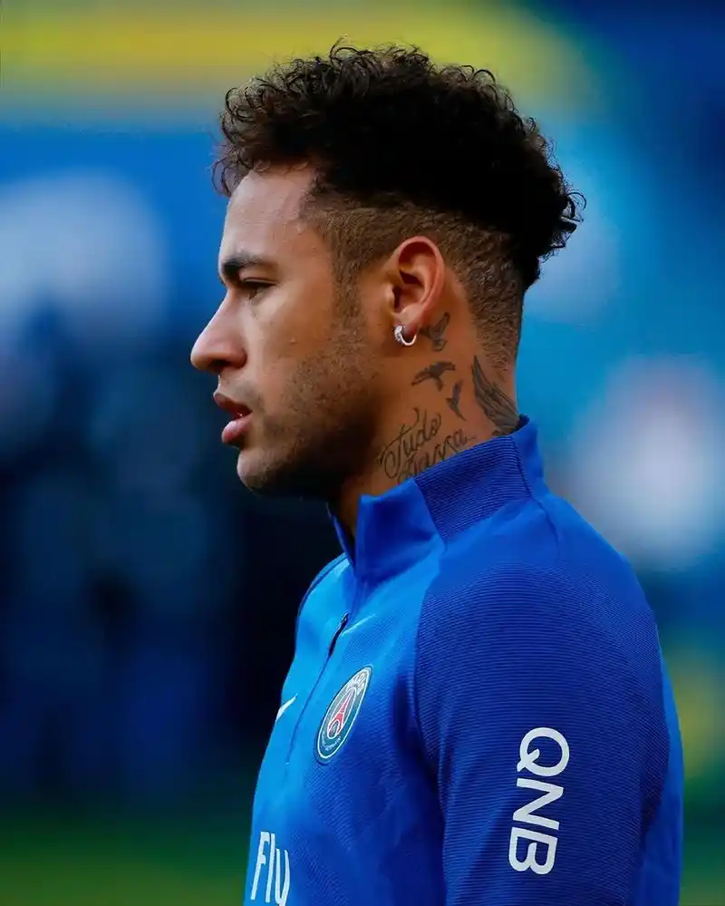 的足球运动 的足球运动